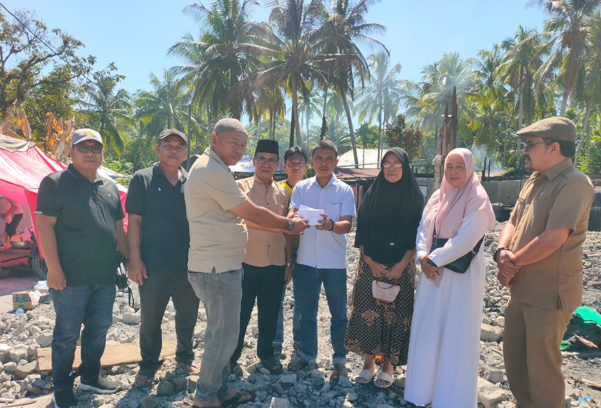 FPKR  Salurkan Bantuan untuk Korban Kebakaran Simpang Lhee